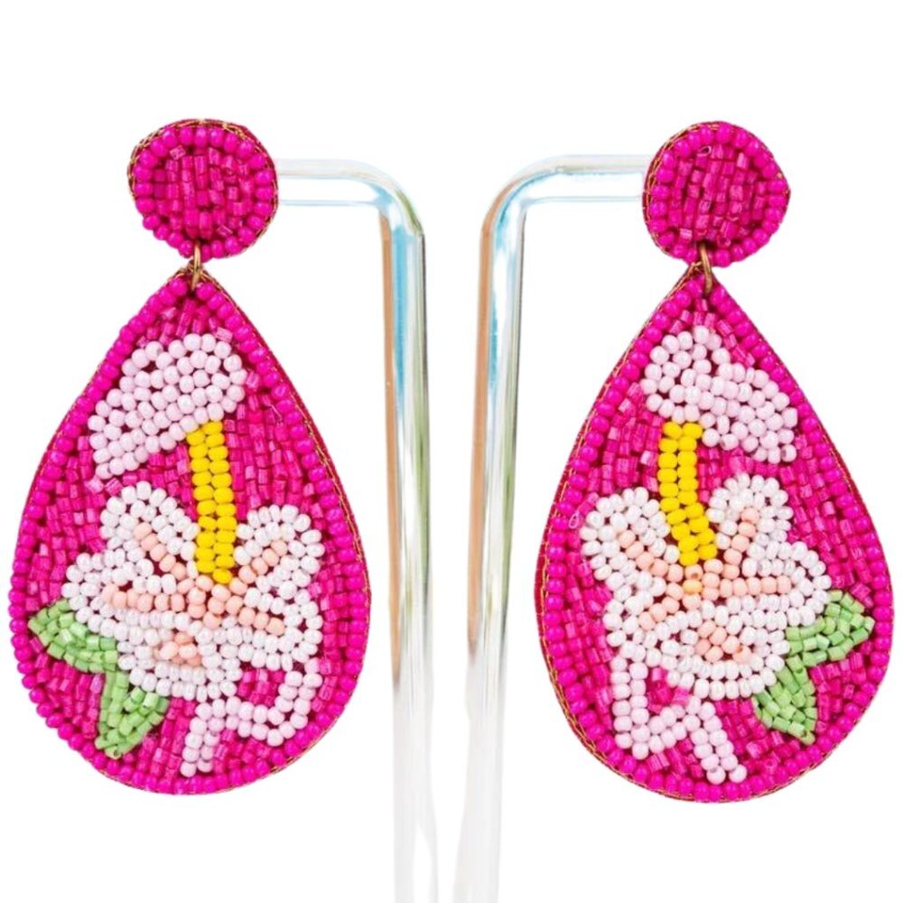 Fuchsia Tear Drop Flower Seed Bead‎ Earrings NWT